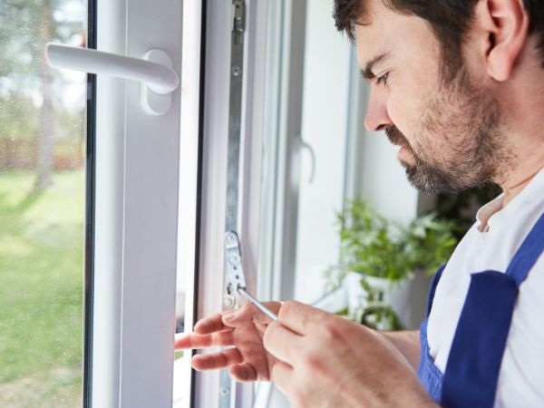 Reschke Fenster einstellen